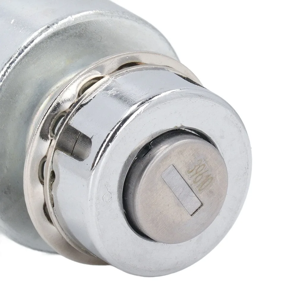 JK404C Tractor Ignition Switch Waterproof 2 PIN Key Switch Send Signals High Durability Ignition Start Switch