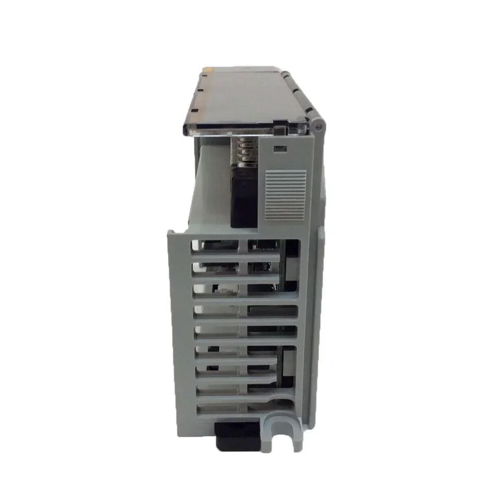 1769-OF8V เซอร์ A compactlogix 8 PT เอาท์พุทโมดูล1769OF8V ตัวควบคุม PLC