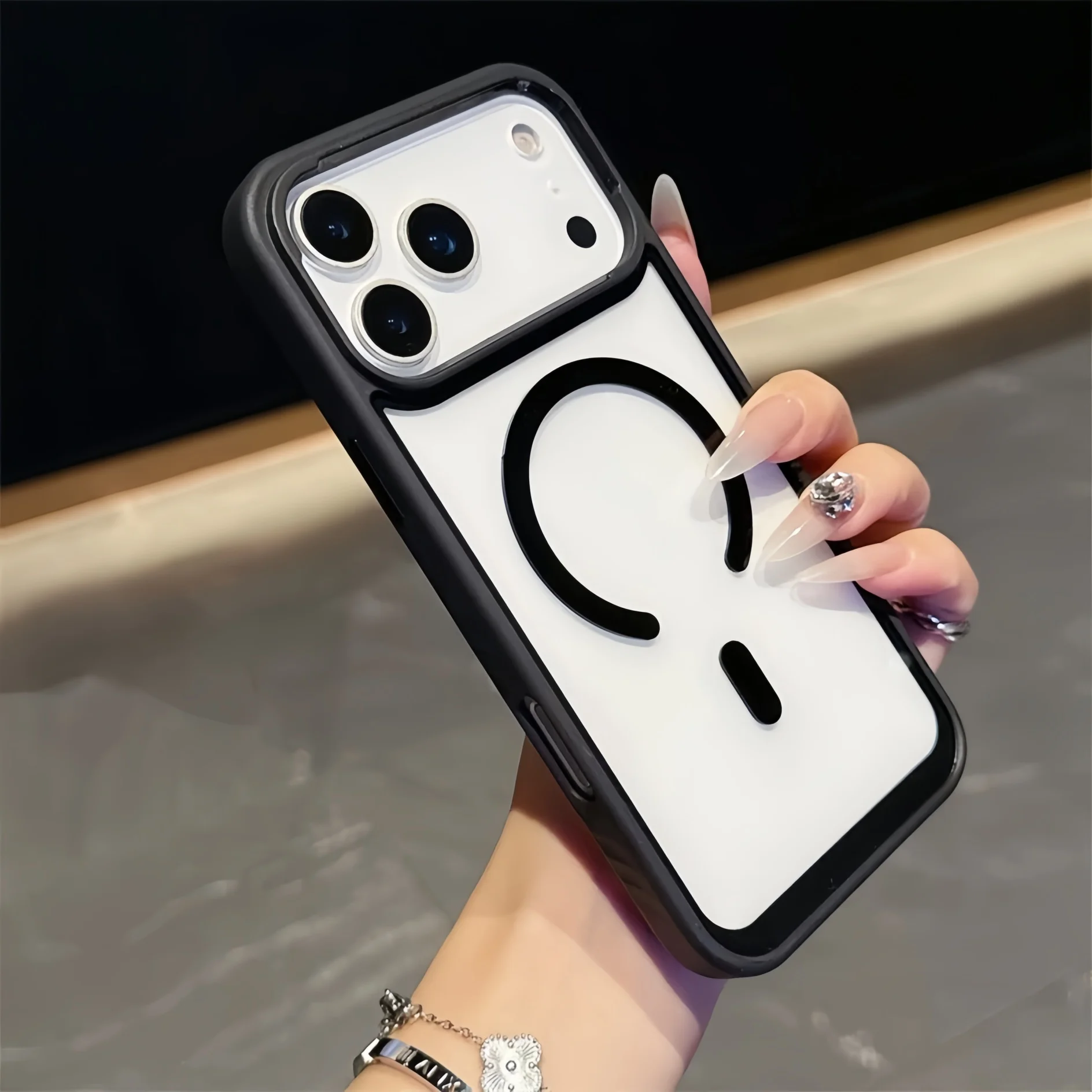 حافظة هاتف واقية من الأكريليك الناعم المغناطيسي الشفاف المقاوم للصدمات لهاتف iPhone17Pro Max/17Pro/17/Air، قطرة متينة