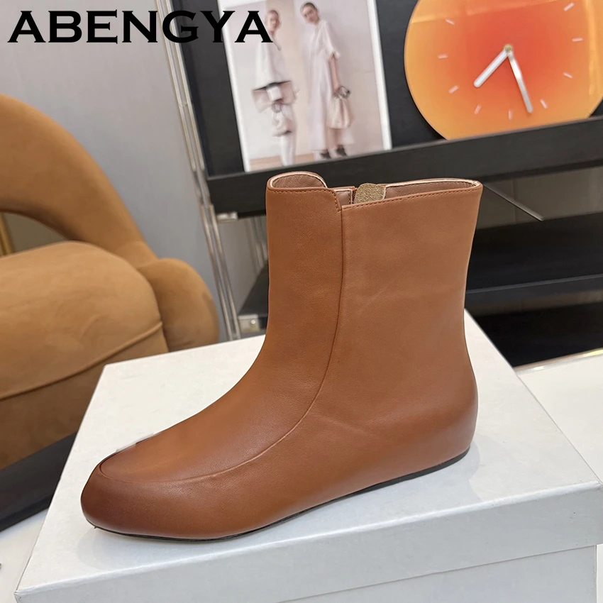 2025 الخريف موجزة جلد طبيعي حذاء من الجلد النساء جولة تو الجانب سستة تشيلسي الأحذية الإناث النمط البريطاني قصيرة بوتاس موهير #1