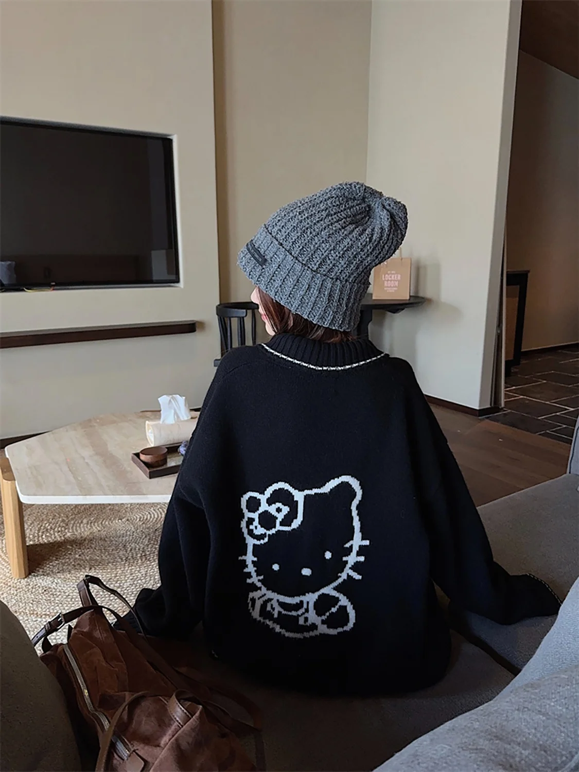 

Корейский милый вязаный свитер с мультяшным узором, женский свободный утягивающий кардиган, осеннее новое поступление, V-Ne, длинный слэ...