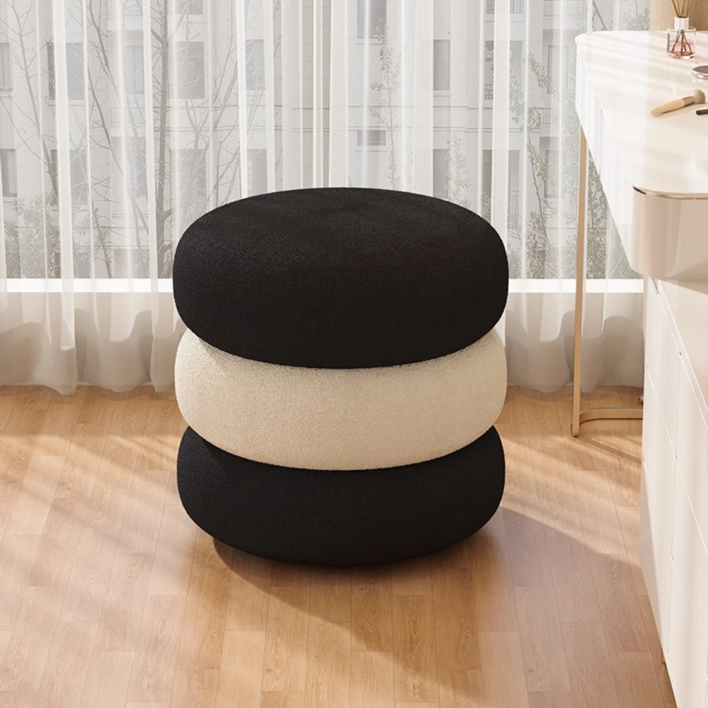 

Табуреты для гостиной, круглые табуреты для спальни и туалетного столика, скандинавские пуфы для прихожей, современная простая мебель для домашнего декора