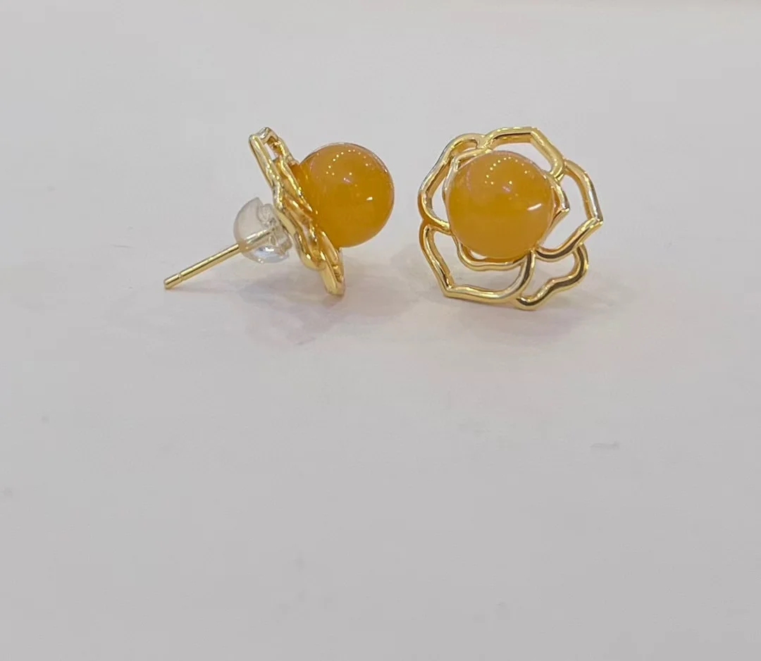 

Certificated 925 Silver Natural Baltic Honey Amber Flower Ear Stud 7-8m Real Stone Daily Anti Allergy Earring Bijoux Women Gifts