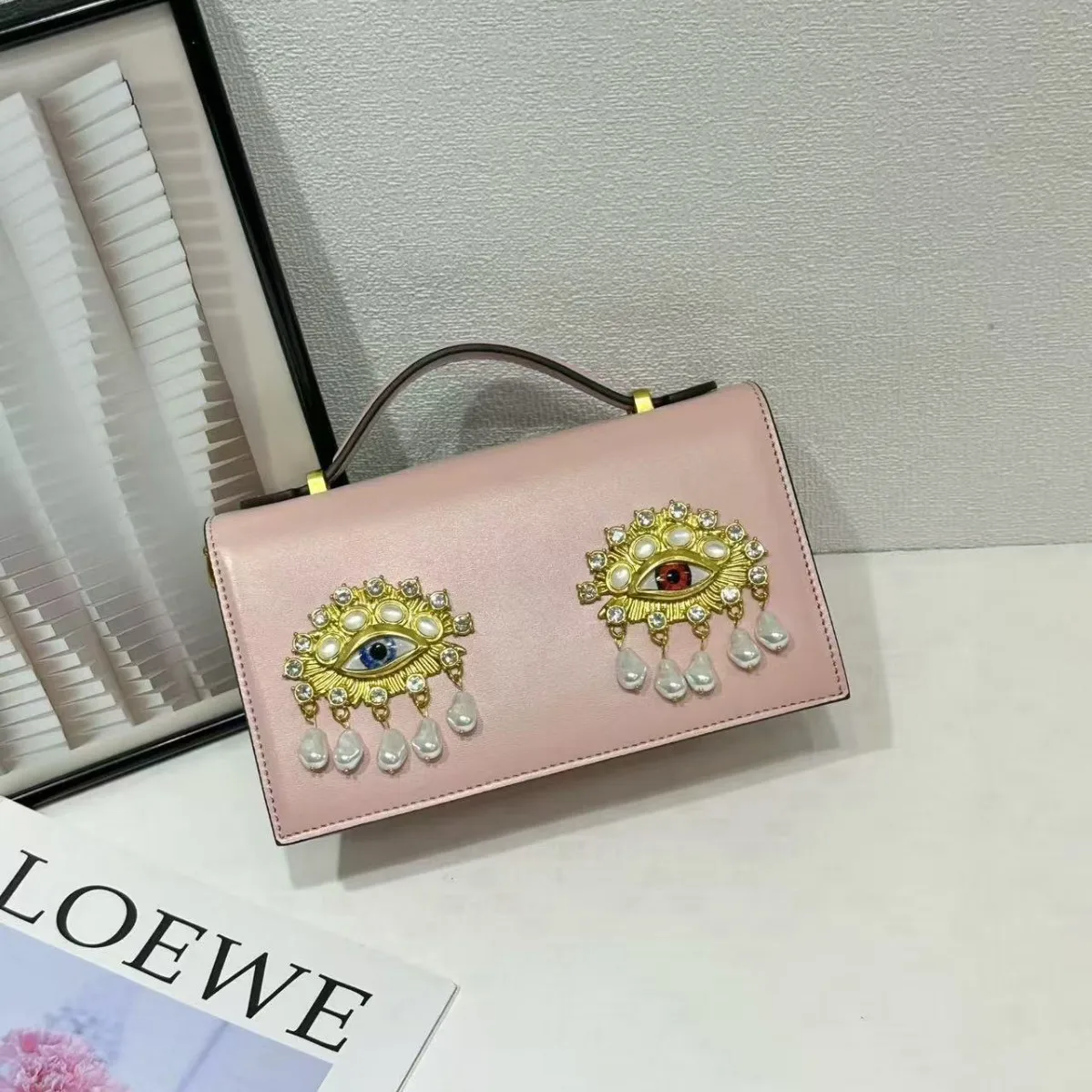 2026 New Luxury Retro 3D Jewelry Eyes High-end Single Retro Pearl Diamond Eye Shoulder Crossbody Bag Creative Design Shoulder