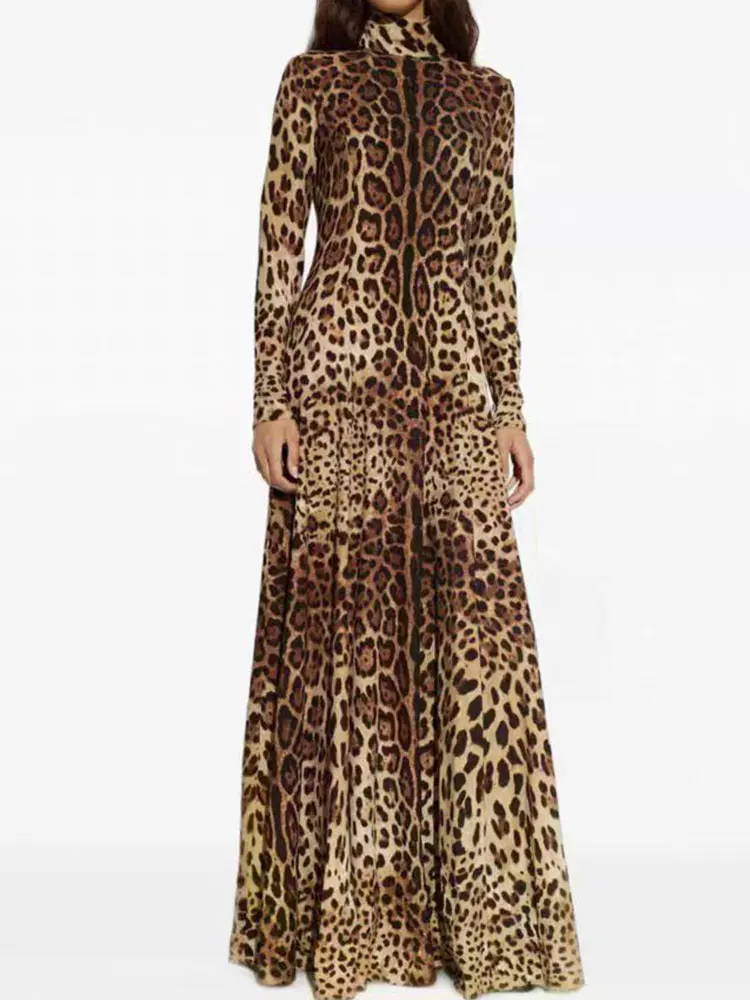 Retro autumn 2026 women's new semi-high-necked long-sleeved slim leopard print dress with fashionable temperament and long skirt