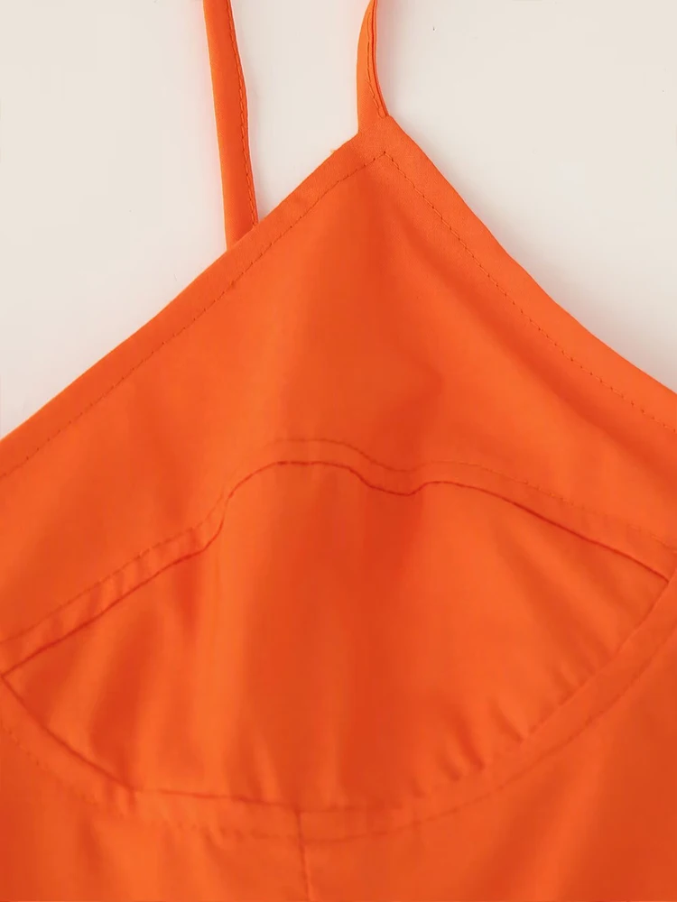 Roupas femininas europeias e americanas em camadas decorativas decoração de metal cor combinando vestido suspensor saia curta