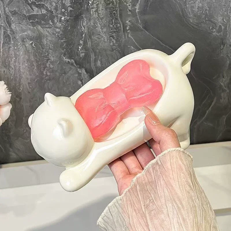 1Pc Cute Stretching Cat Shaped Plastic Soap Dish Drainable Soap Holder For Bathroom Kitchen Storage