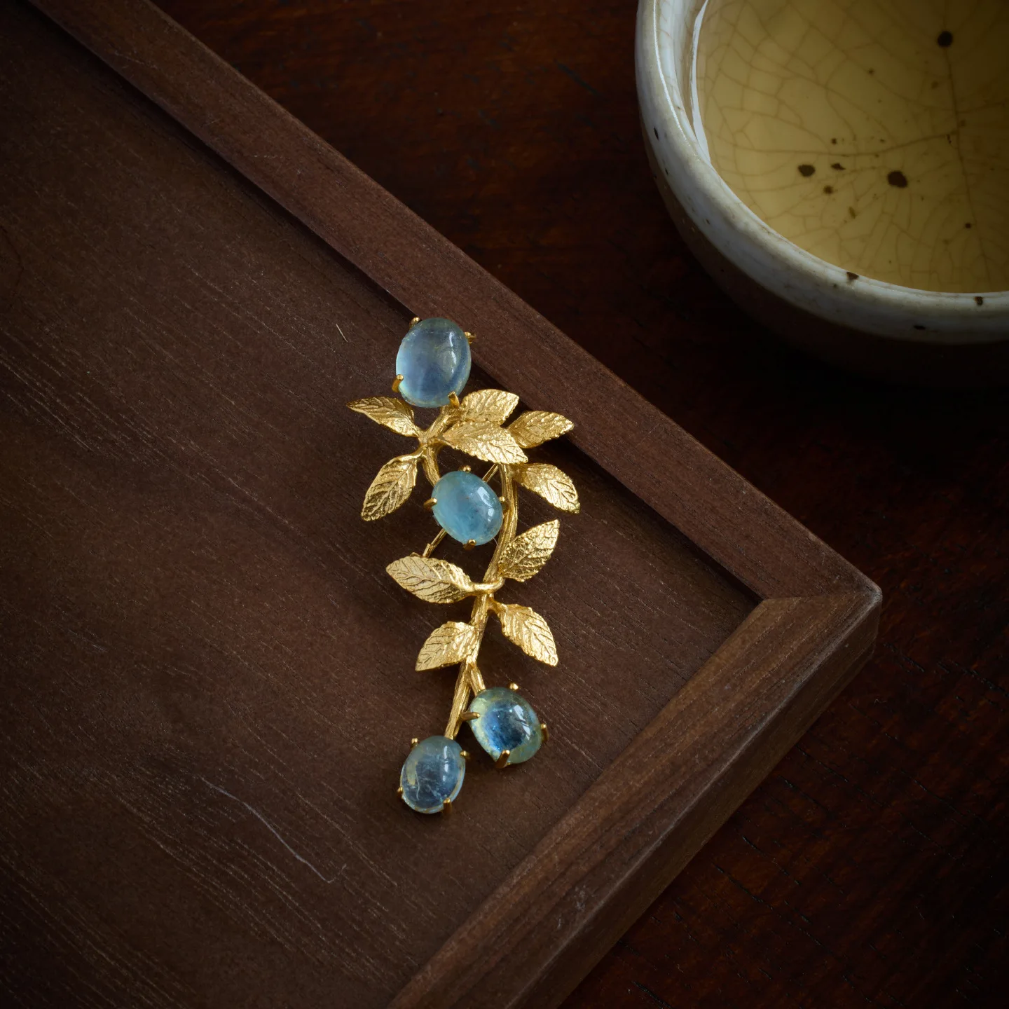 Lush Aquamarine Brooch Retro 925 Silver Handmade Exquisitely Designed Corsage Elegant Temperament Women’s Accessory