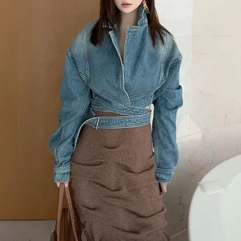 

2024 vintage blue washed Hong Kong style denim jacket for early autumn, loose and unique design, high street short top