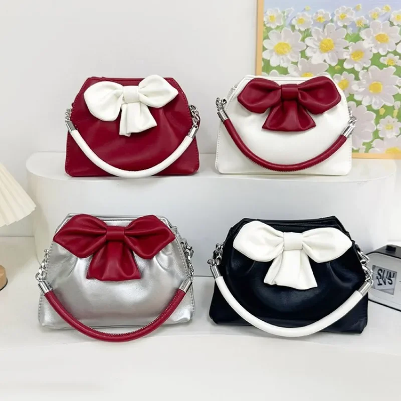 

Trendy Design Solid Color Commuter Women's Tote Bag Classic Designer Paris Inspired Large Capacity Diaper Bag Stylish