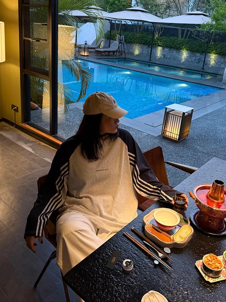 

Свободная повседневная футболка в полоску с цветовыми блоками для женщин больших размеров: комфортная, дышащая, с длинным рукавом и круглым вырезом