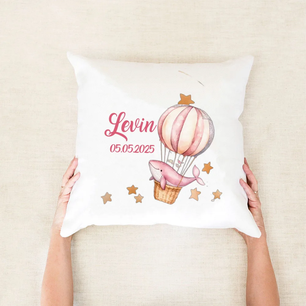 (أكياس الوسائد فقط) كيس وسادة مخصص باسم وتاريخ الميلاد، مناسب للاحتفال بعمودية أو حديثي الولادة، حوت لطيف
