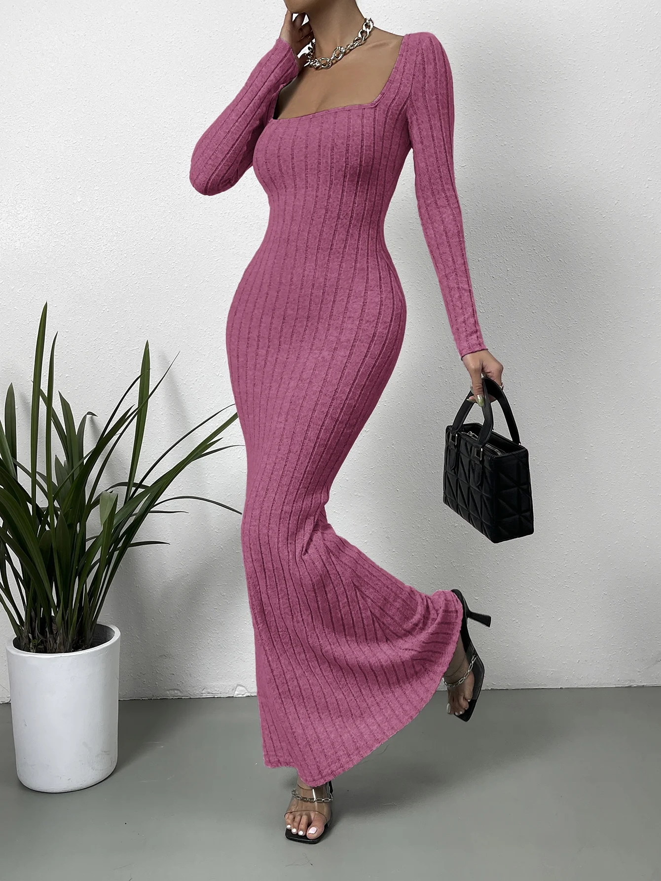 Mature Sexy Fashion New Line Neck Low Cut Solid Color Slim-fit All-match Long-sleeved Dress