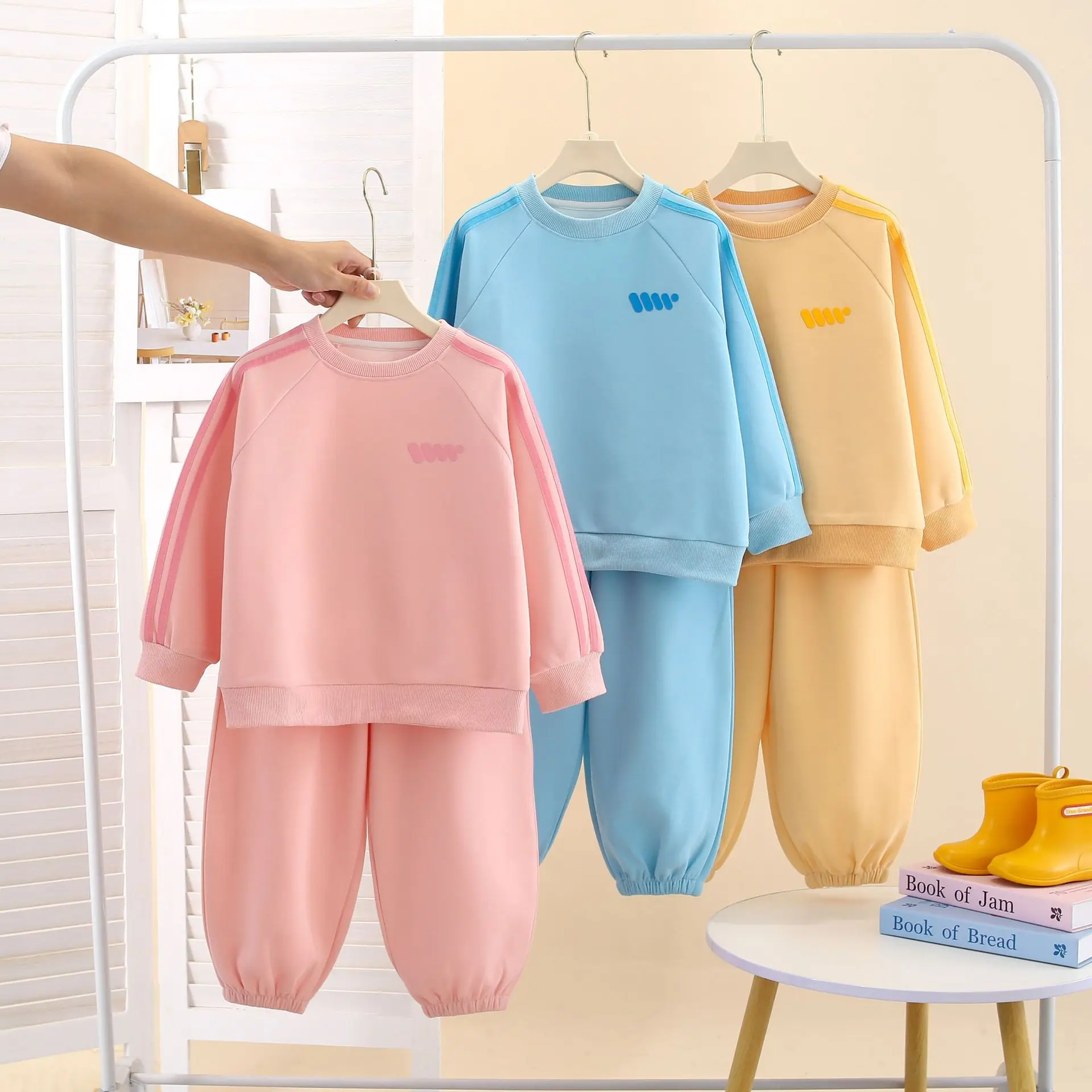 2026 Autumn Kids Clothes Sets Baby Boys Girls Long Sleeves Sweatshirt + Jogger Pants 2‑Piece Sports Outfit Children Casual Wear