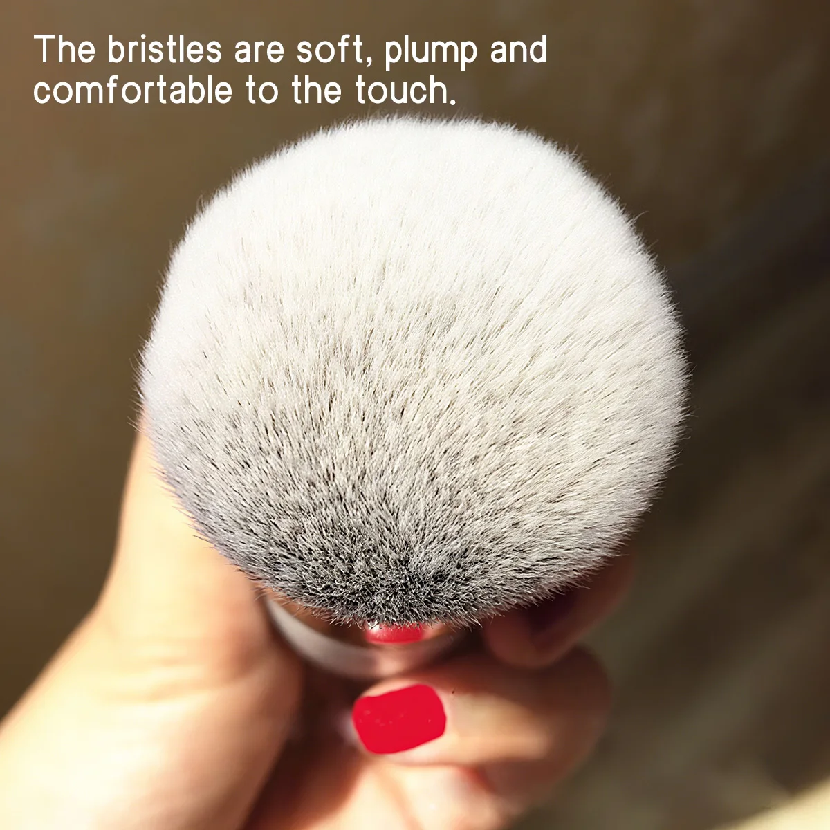 洗えるファットファンデーションブラシ、繊維毛はパウダーを吸収せず、肌に均一に密着し、メイク落としなしで長時間持続します。