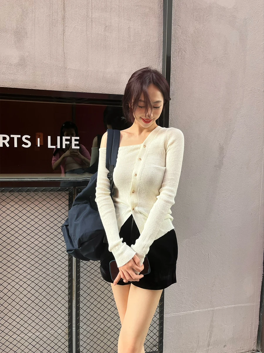 

Soft Cry oulder Bared Woolen Knitted Open Cardigan Sweater Irregular Sweet Sle V-ne Long Sve Regular Fit Woolen S...