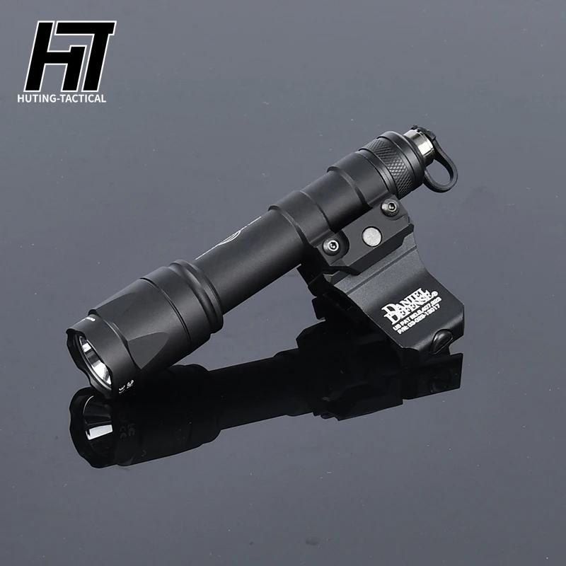 

Tactical Airsoft Surefir M300 M300A M600 M600C Flahslight With DD Offset Mount Fit 20mm Rail MLOK KEYMOD Hunting Weapon Light