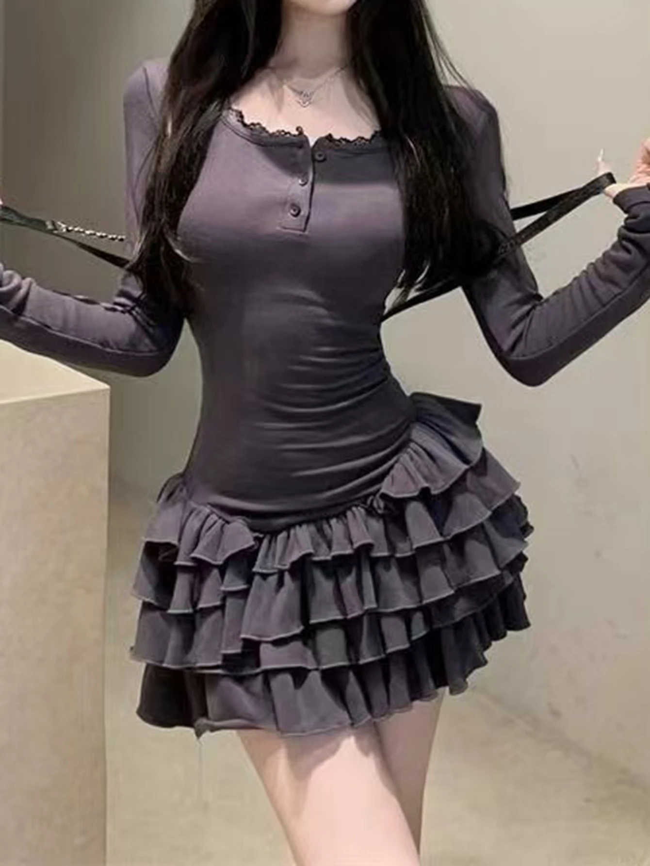 Feminino manga longa tripulação pescoço mini vestido outono moda jovem bonito simples renda em camadas babados a linha saias em camadas para