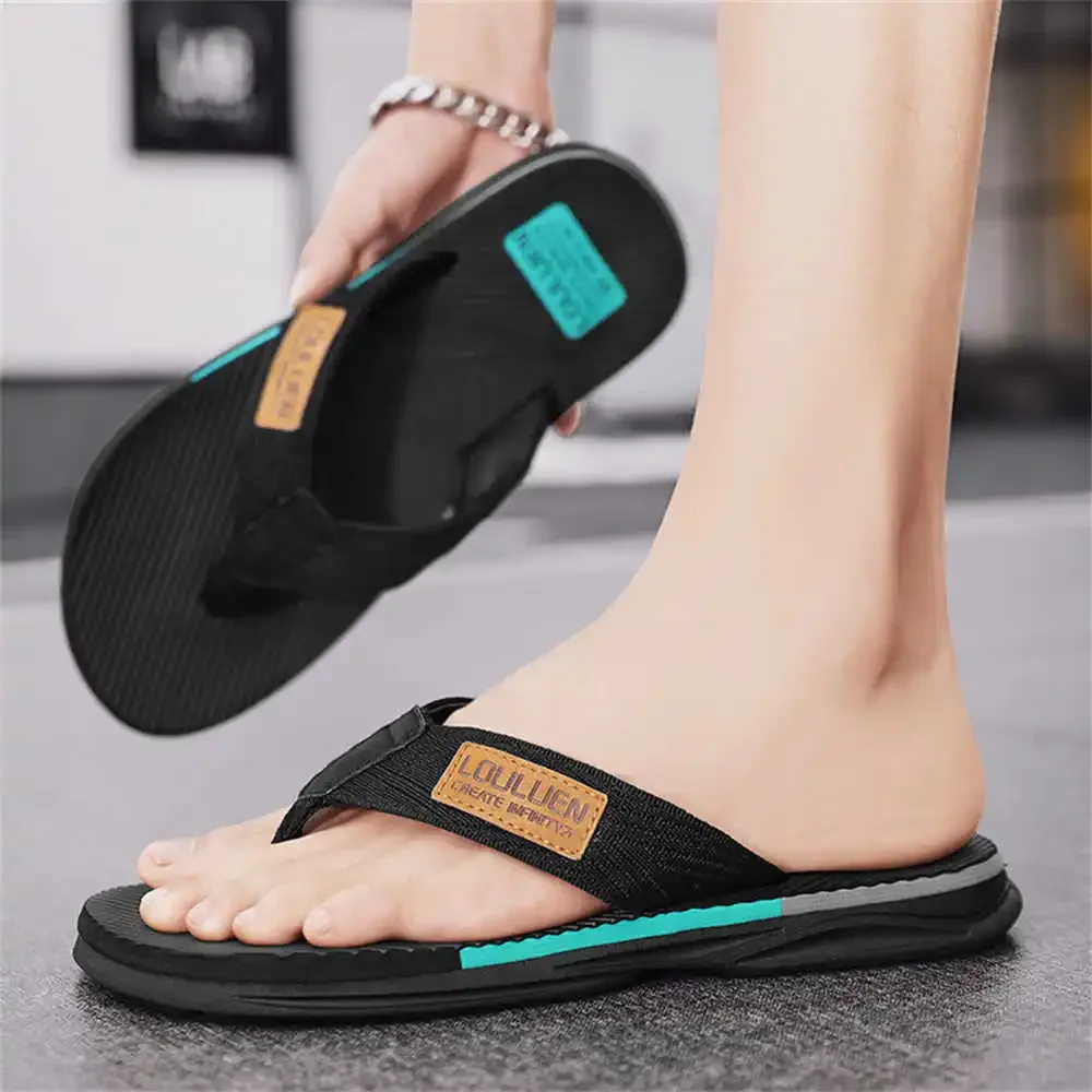 Mandi 39-44 sandal Sneakers pria sepatu Samdalia sandal turis olahraga Musim baru merek universitas Baskette kelas atas