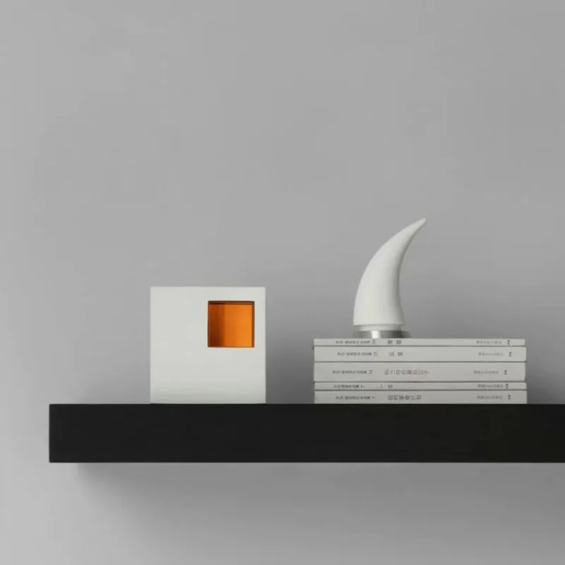 Nordic light luxury "Sonnet" ornament, modern home decoration model room soft wine cabinet entrance