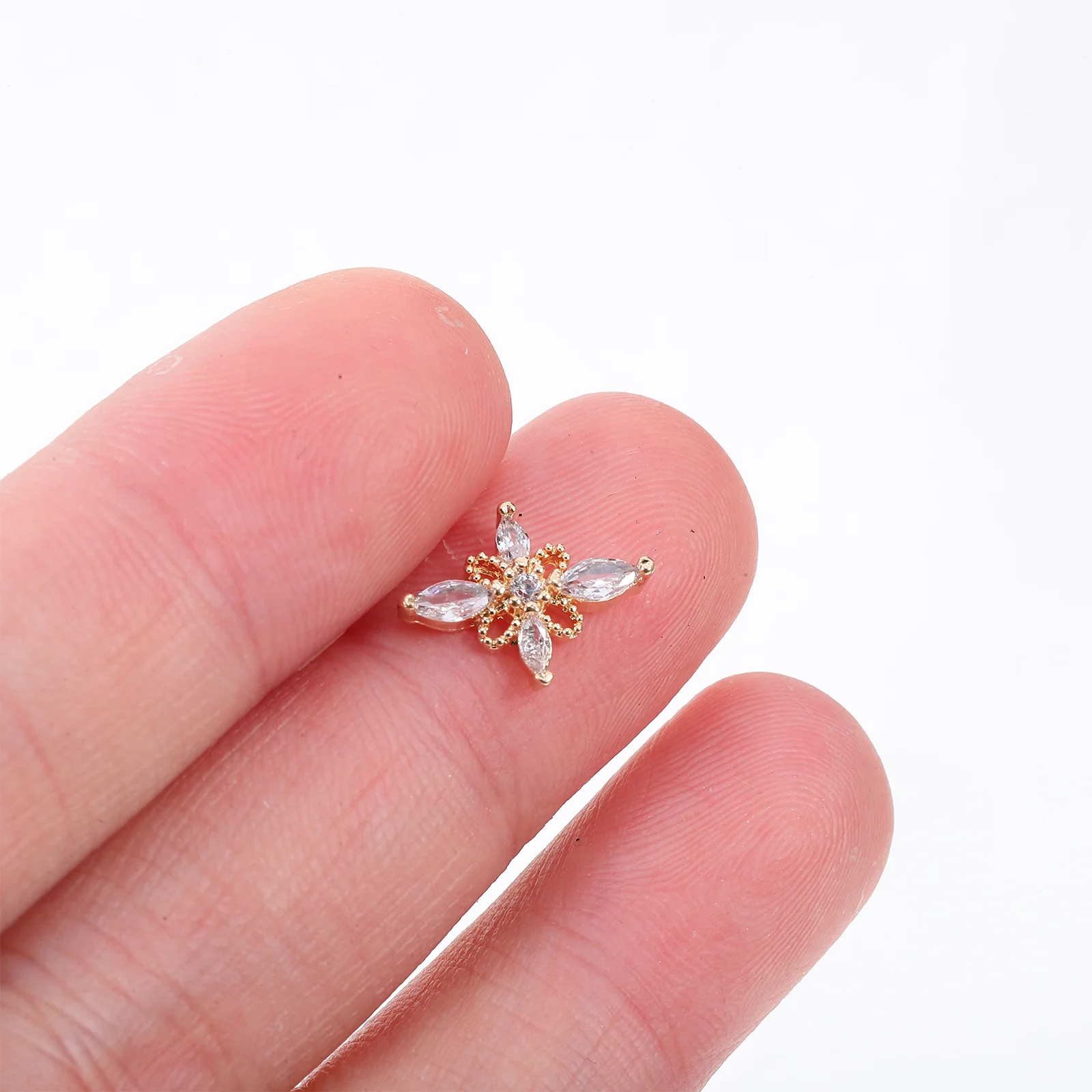 12Pcs Vintage Decorative Nail Charms Rhinestones Nail Art Supplies Wedding Party Manicure Rhinestones Charms for Jewelry Making