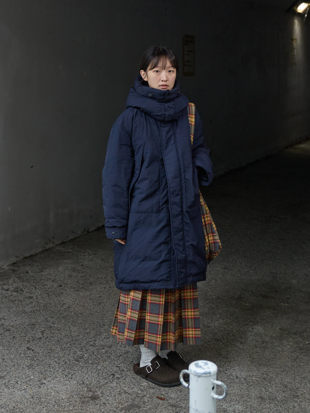 

Warm Winter Sun Vintage Casual Plaid Pleated Skirt Polyester Fiber mid Waist Loose Fit Ladies Fashion Winter Autumn Skirts