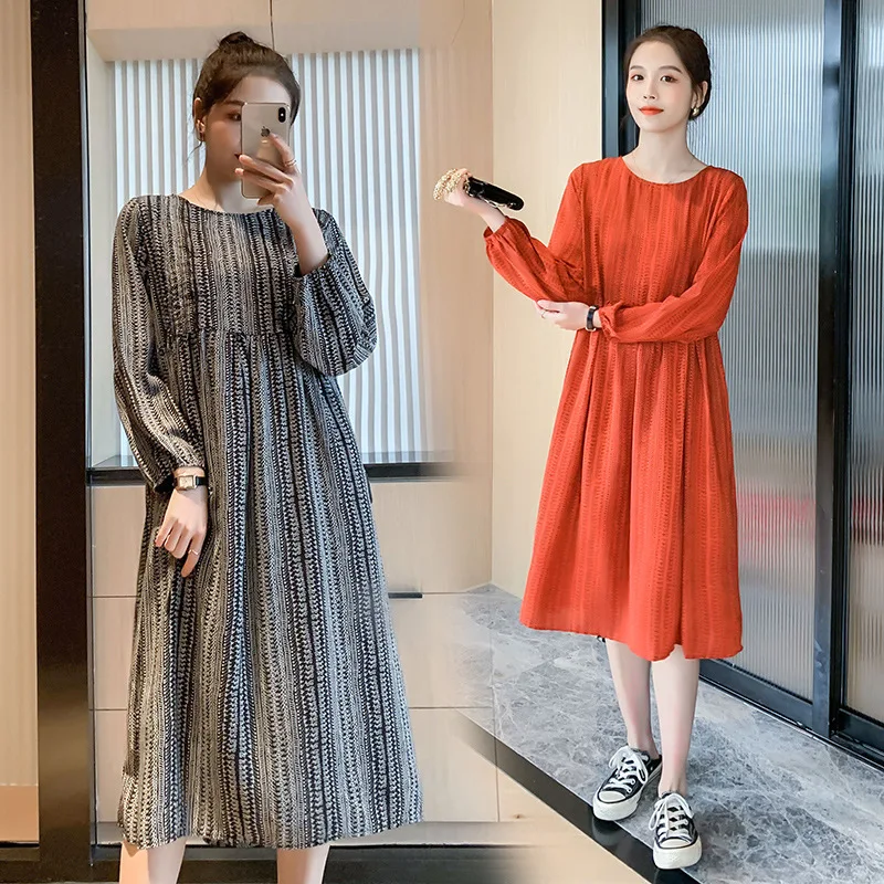 Spring Maternity Chiffon Lactation Dress Vintage O-Neck Pregnant Women Nursing Dress with Long Sleeves Breastfeeding Dress Loose