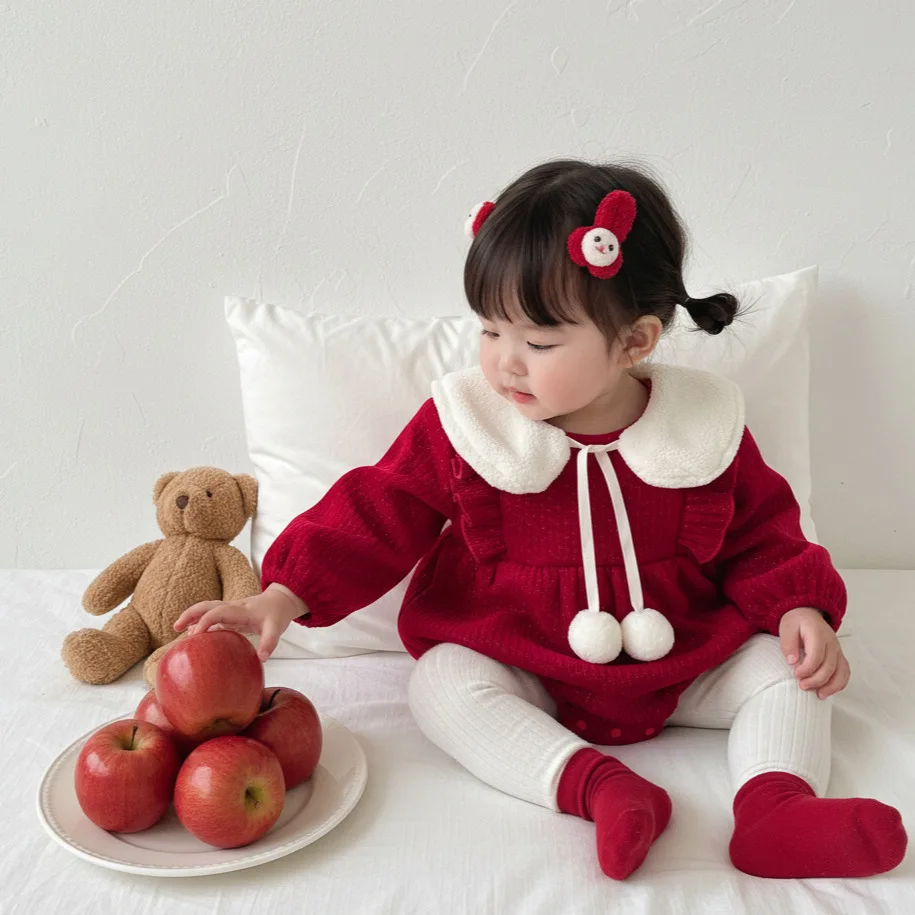 2026 Girls' Festive Red Fur-Trimmed Thickened One-Piece Outfit for Autumn/Winter Baby New Year's Celebration Clothing