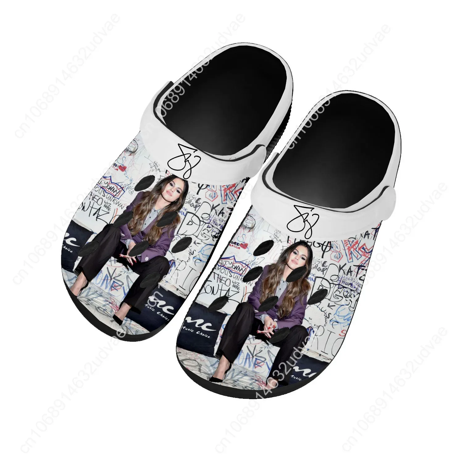 Selena Gomez Water Shoes Mens Womens High Quality Fashion Home Garden Clogs Customizd Sandals Beach Breathable Hole Slippers 2