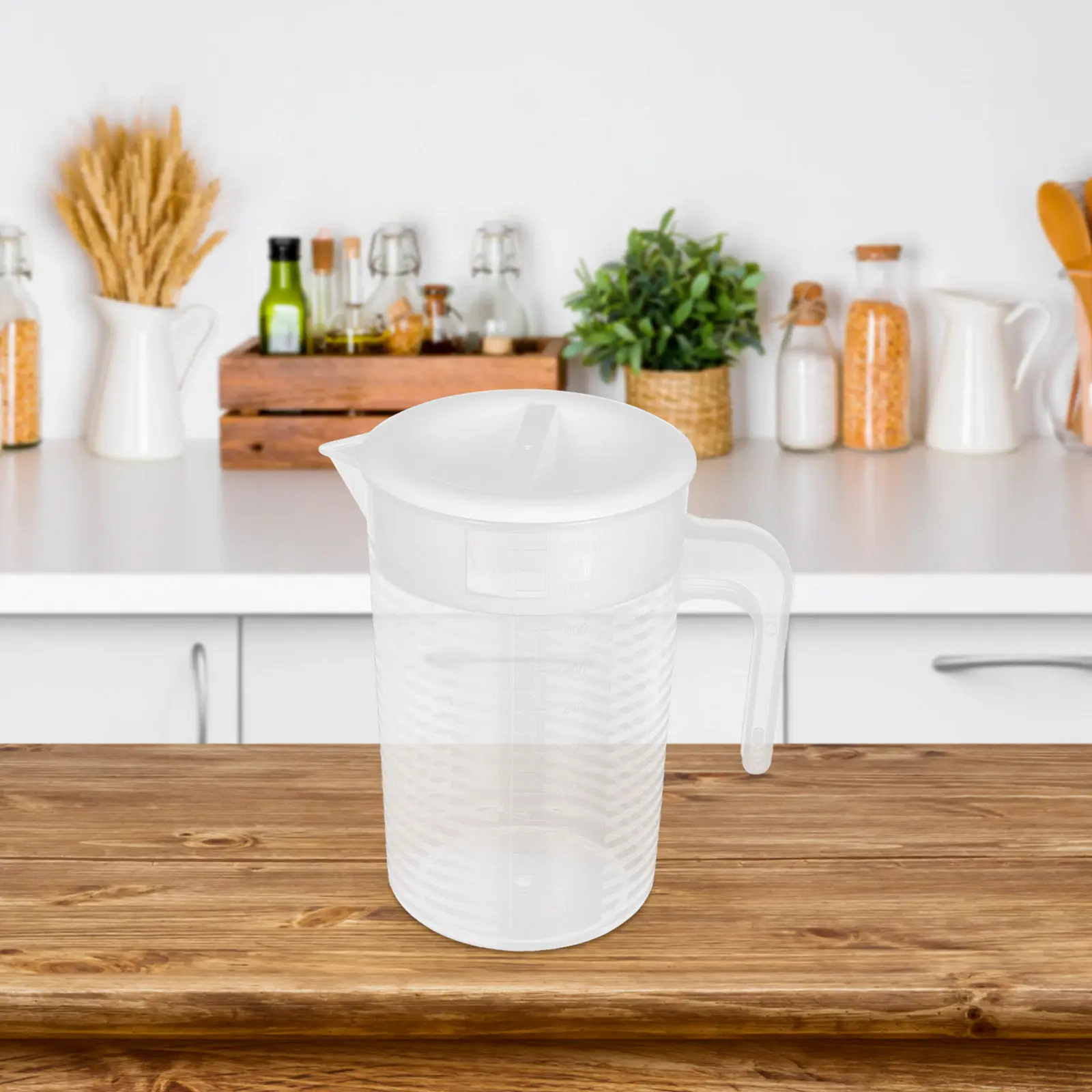 2Pcs Juice Pitcher Clear Plastic Large Capacity Sealed Lid Easy Grip Handle Fridge Container for Iced Tea Lemonade Milk Outdoor