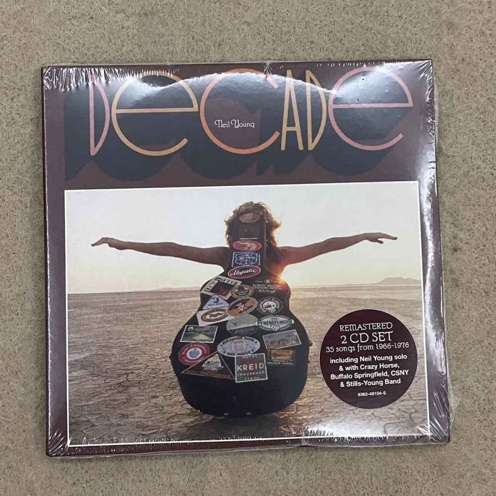 

Neil Young Decade 2CD - Timeless Country-Rock Classic - Iconic Tracks & Folk-Infused Melodies for Music Lovers & Collectors