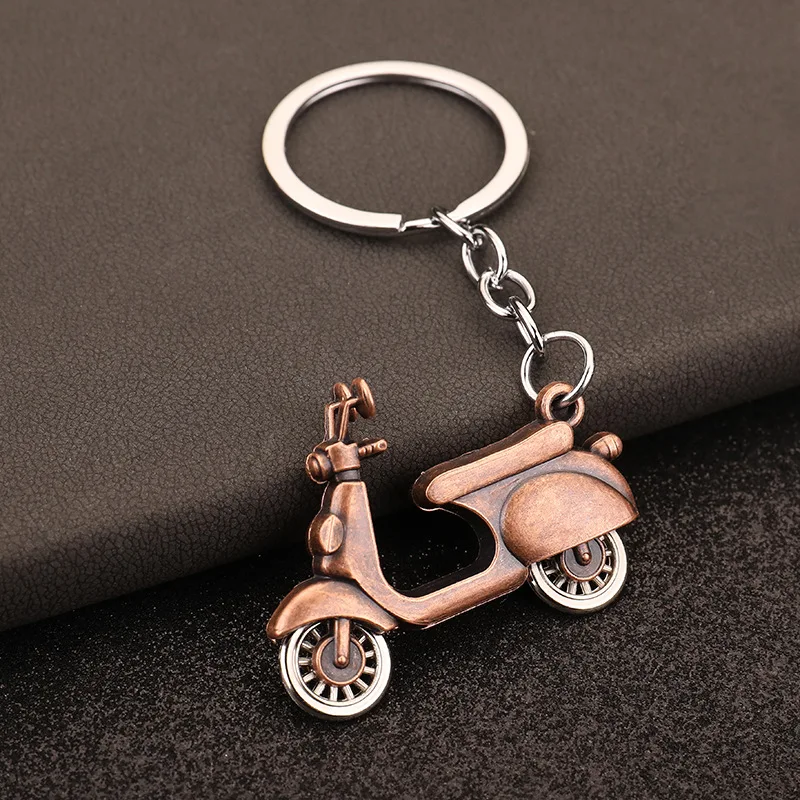 2024 Creative Metal Scooter Keychain Personalized Cool Small Battery Pendant Mini Keychain Pendant