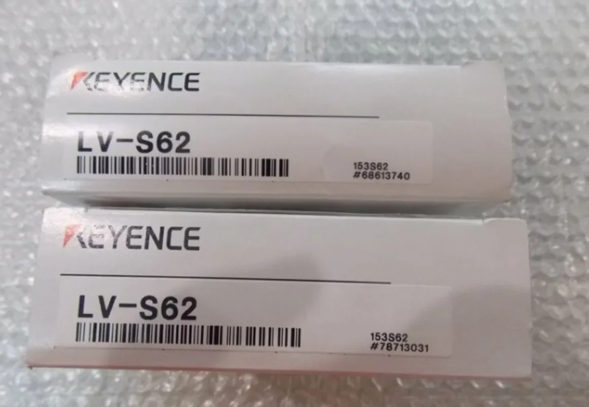1PC  KEYENCE LV-S62 New In Box LVS62 Proximity Switch Sensor  In Stock #familitrade
