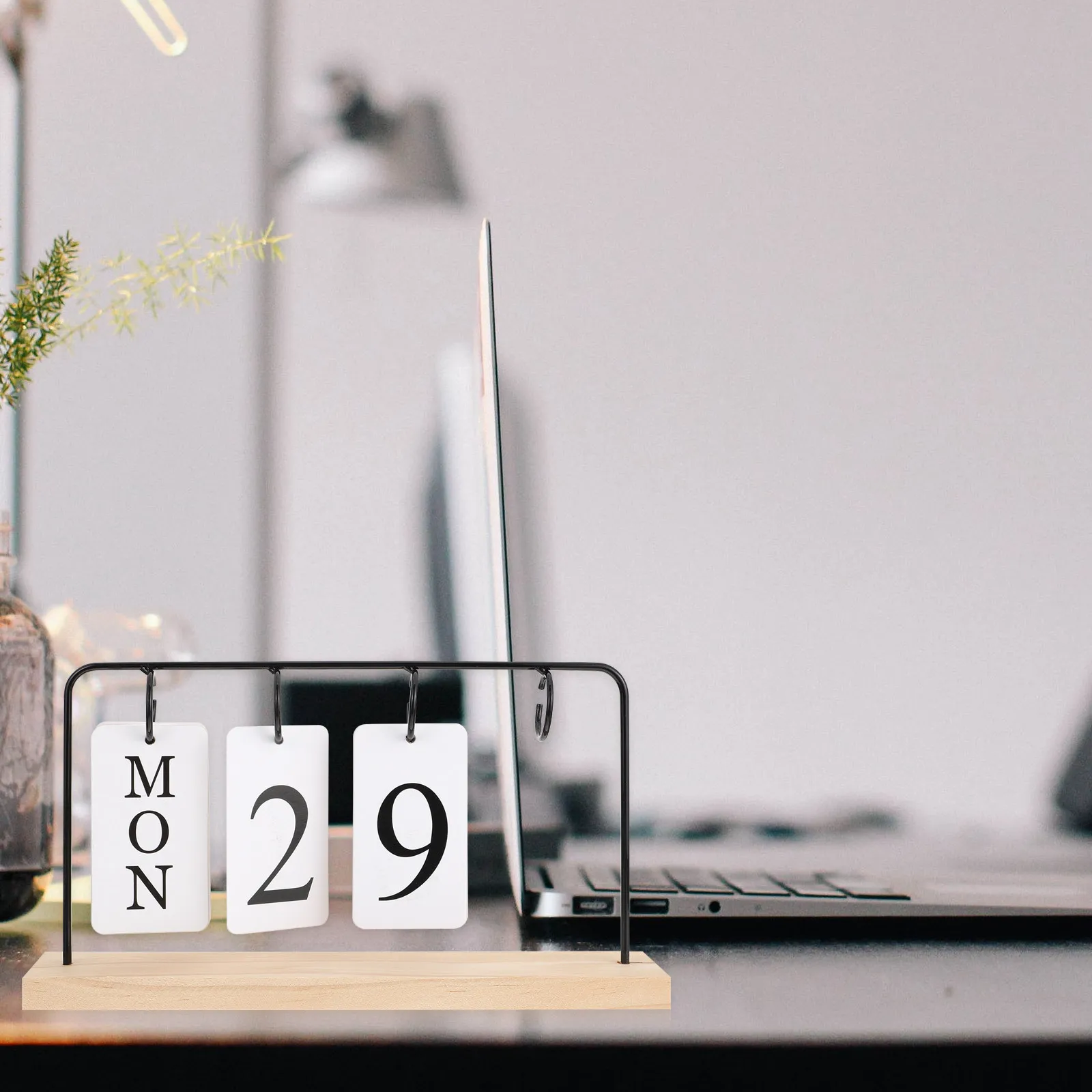 

Stylish Desktop Calendar Ornament Premium Material Modern Simple Design for Home Office Restaurant Decoration Calendar