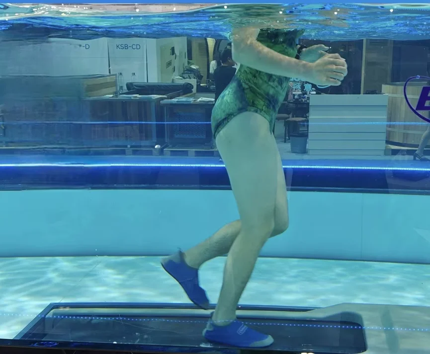 Underwater Treadmill 12-Speed Aquatic Running Machine with Waterproof Remote Control Watch for Rehab & Fitness Water Treadmill