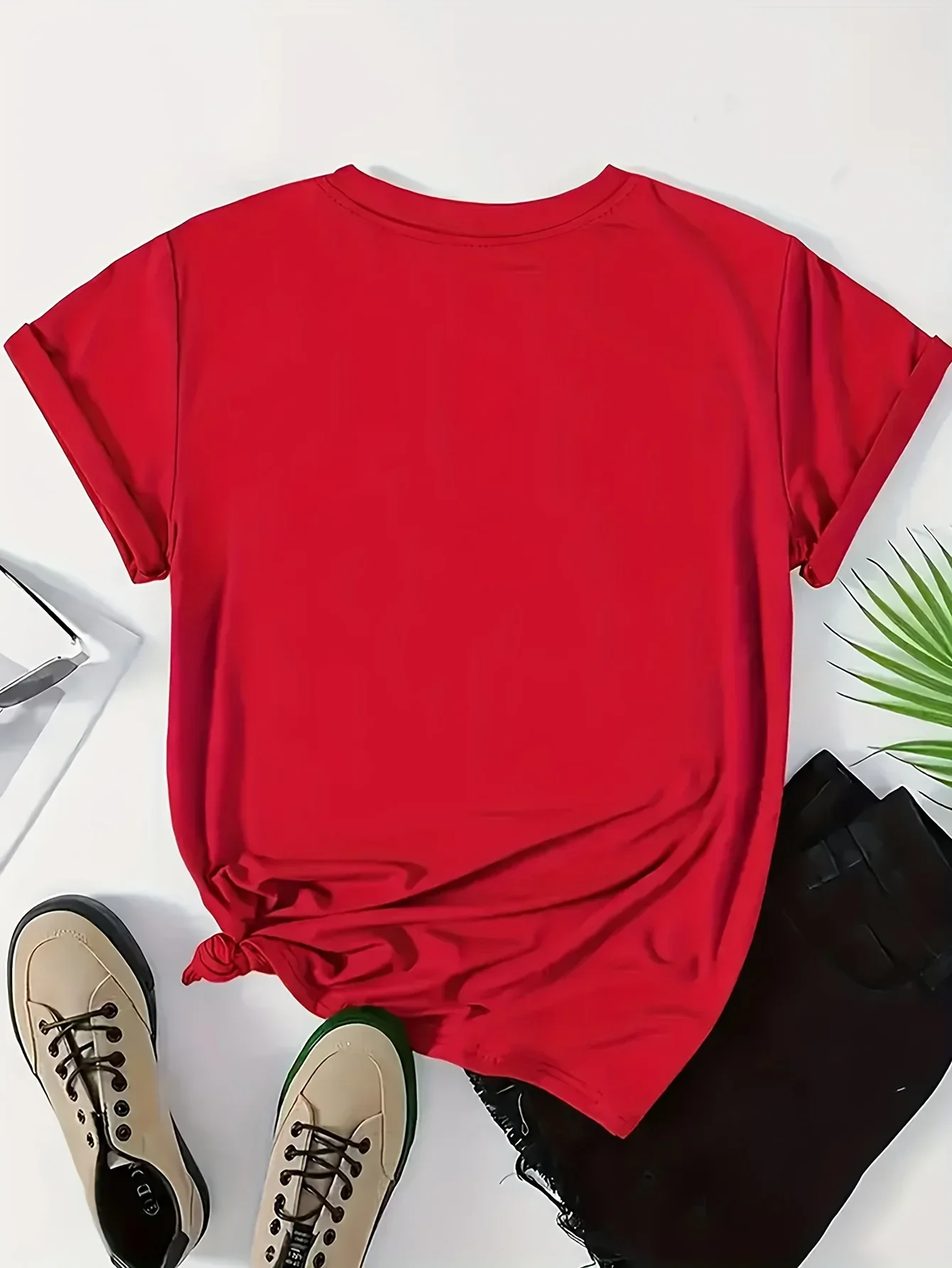 تي شيرت نسائي بطبعة قلب على شكل فراشة حمراء وأكمام قصيرة ورقبة دائرية كاجوال لربيع وصيف وملابس لجميع المواسم