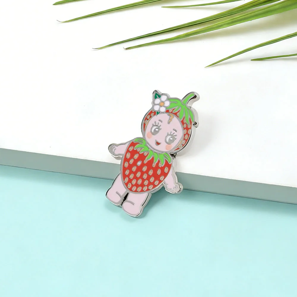 Niedliche Erdbeer-Mädchen Emaille-Pin Kawaii Frucht Baby Junge Brosche Metall-Abzeichen Schmuck Mode-Accessoires Geschenk Rucksack Kleidung Deko – Detail 7