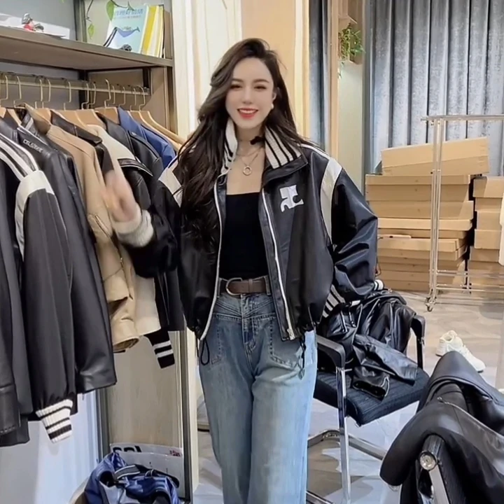 

Early Spring Trendy Real Leather Jaet Women's ort eepskin Stand Collar Knitted Splicing Baseball Sle Leather Coat