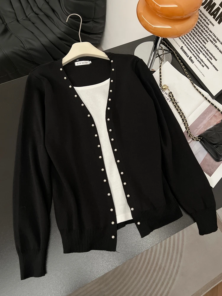 

Женская трикотажная одежда больших размеров: дизайнерская новинка осень-зима, стройнящий эффект, имитация двух предметов, для полных женщин, скрывающая недостатки фигуры.