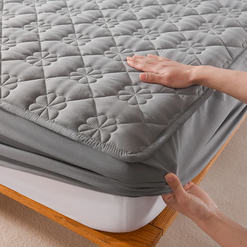 

Thicken Mattress Cover Waterproof Fitted Bed Sheet Plain Bed Covers Breathable Quilted King Mattress Protector with Elastic Band