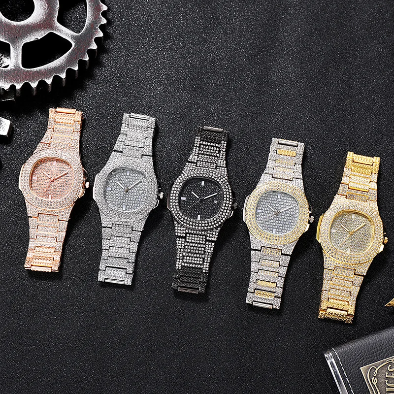 2022 New Iced Out Women Watch Gold Silver Color Square Diamondd Quartz Luxury Hip Hop Wrist Watches Roman Clock Gift boyfriend