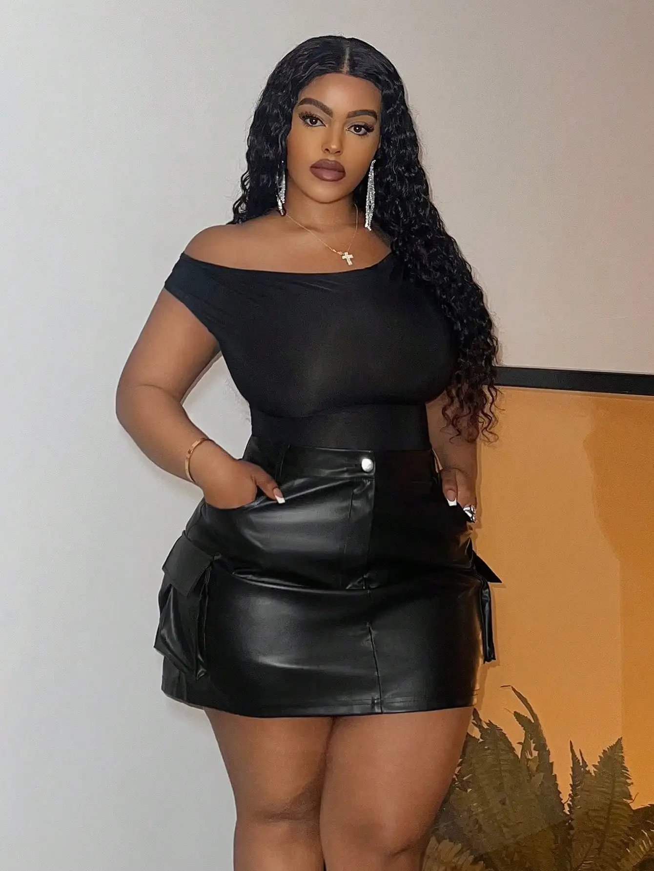 Übergröße PU-Leder Cargo-Minirock mit Taschendetails