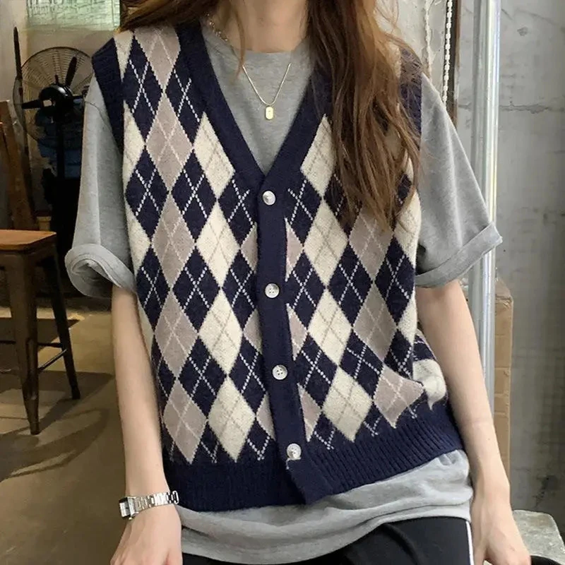 

Vintage Sweater Vest Women Casual Retro Fashion Cool Korean Fashion Single Breasted Simple Jumper Chic Classic Sleeveles F353