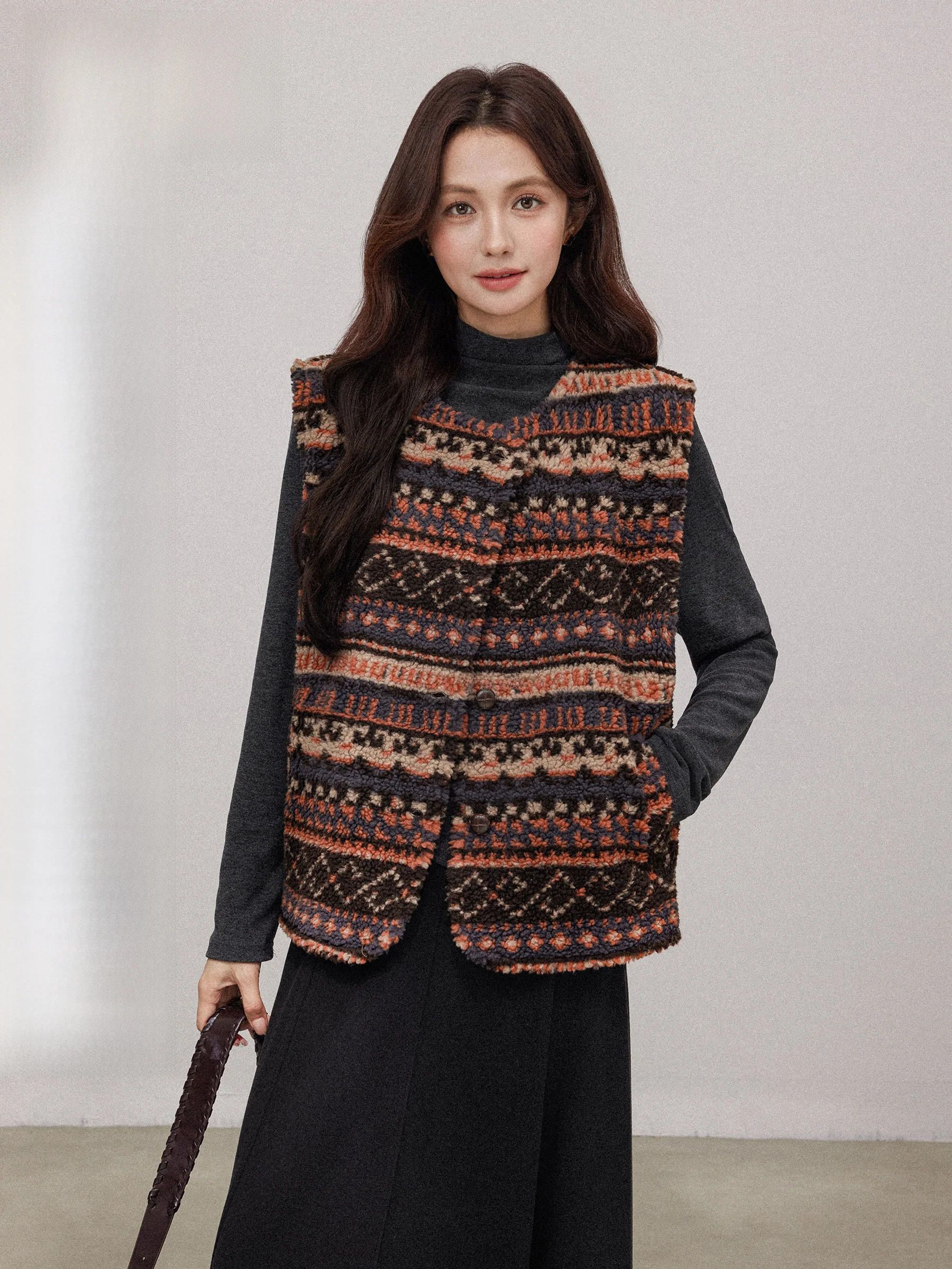 

Women's Autumn Winter Vintage Floral Embroidery Tank Top Svel Layering Vest Jaet Versatile Sle Regular Length
