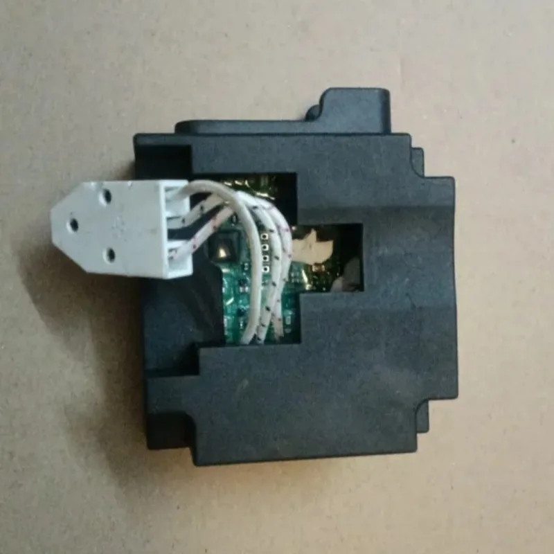 

Applicable to12/24V vehicle compressor driver 13225A/13221YD/ANV13JZ/AMV20TB