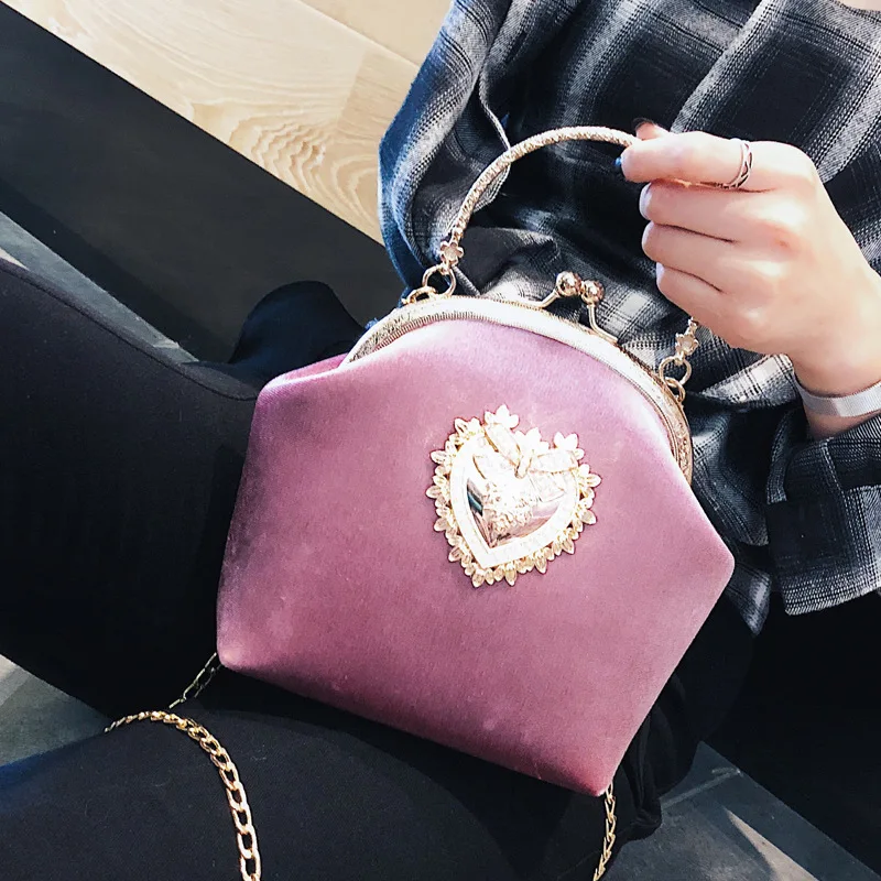 Evening Clutch Bag Women Bag Shiny Handbag Heart Shape Metal Clutches Bag Fashion Chain Shoulder Crossbody Bag Luxury Lady Purse