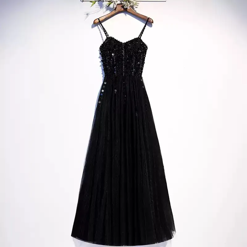 فستان سهرة أسود متلألئ طويل 2025 فساتين حفلة موسيقية سباغيتي مطرز أعلى طول الأرض سستة الظهر فستان الحفلات