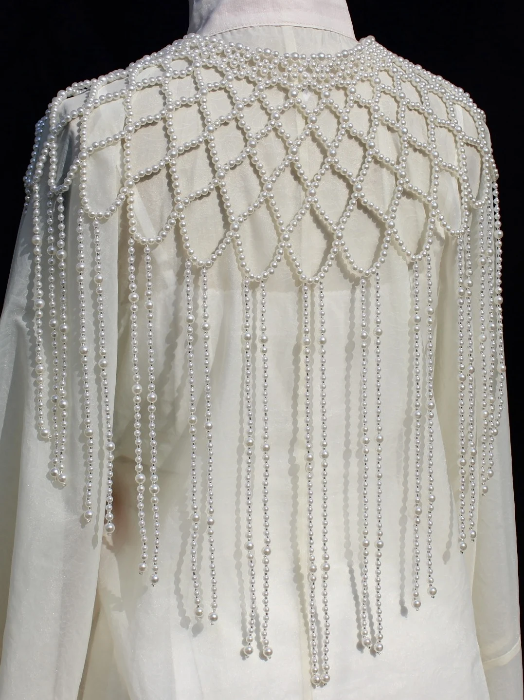 heavy-work-imitation-pearl-hollow-out-long-tassel-awl-women's-faionable-traditional-hanfu-cloud-oulder-design