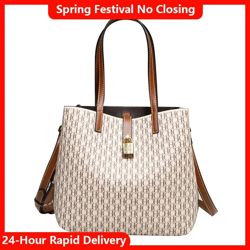 

CH-Large-capacity handbag for women, shoulder bag with printed letter design, versatile, high-end, for daily commuting.
