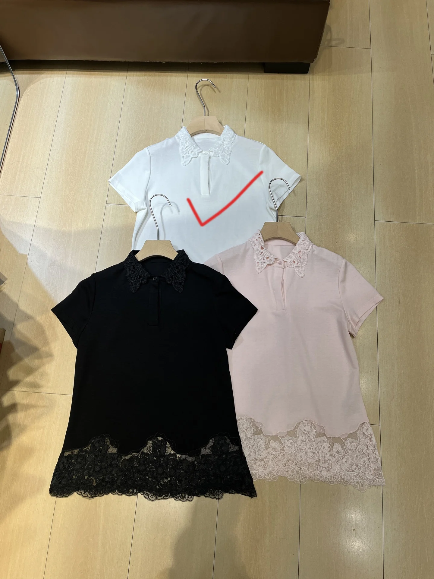 New Spring/Summer Short-Sleeve Top with Lace and Embroidery Paneling S, M, L, XL, XXL